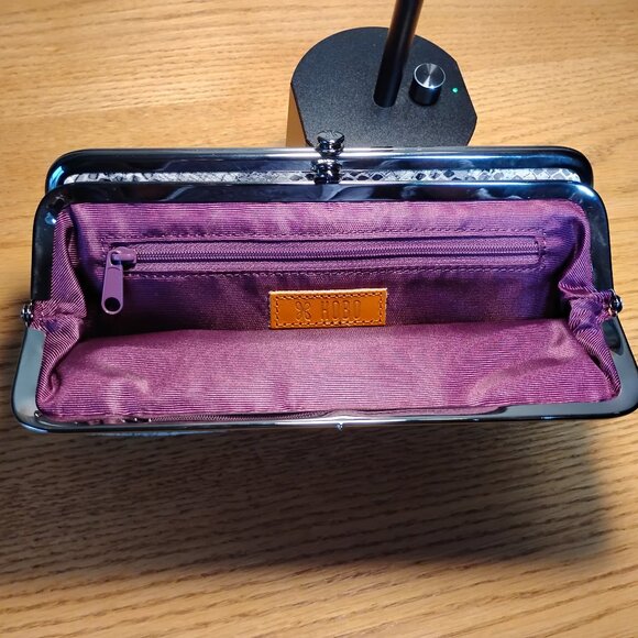 HOBO Lauren Metallic Leather Clutch Wallet With Tags AS IS - Picture 3 of 7